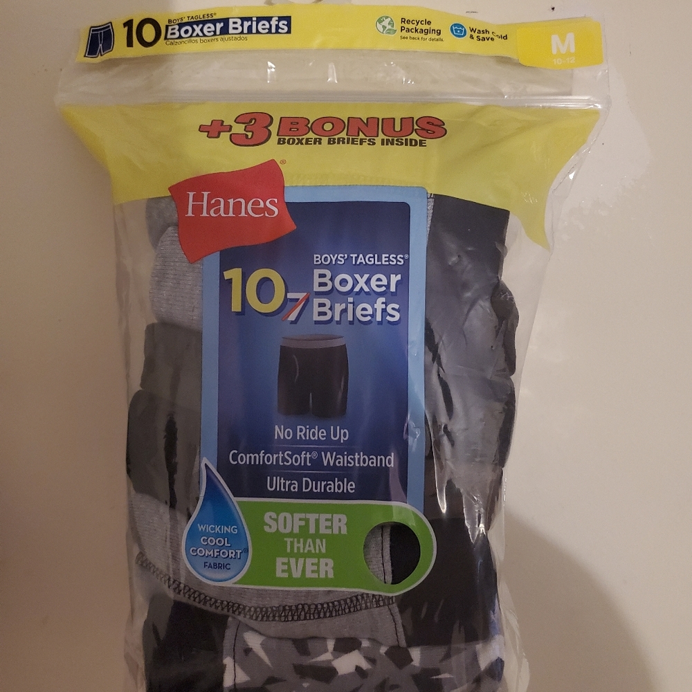 Hanes Boys' Tagless Boxer Briefs